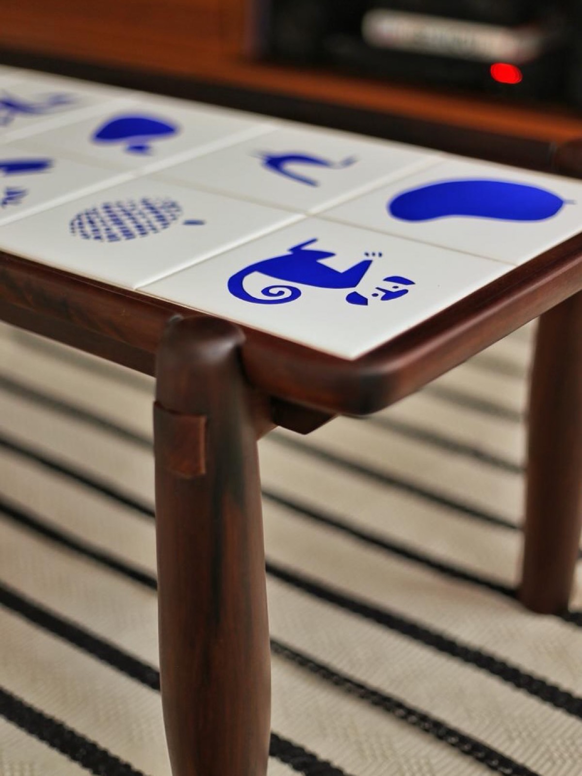 Mesa Tabuleiro — Mesa de centro